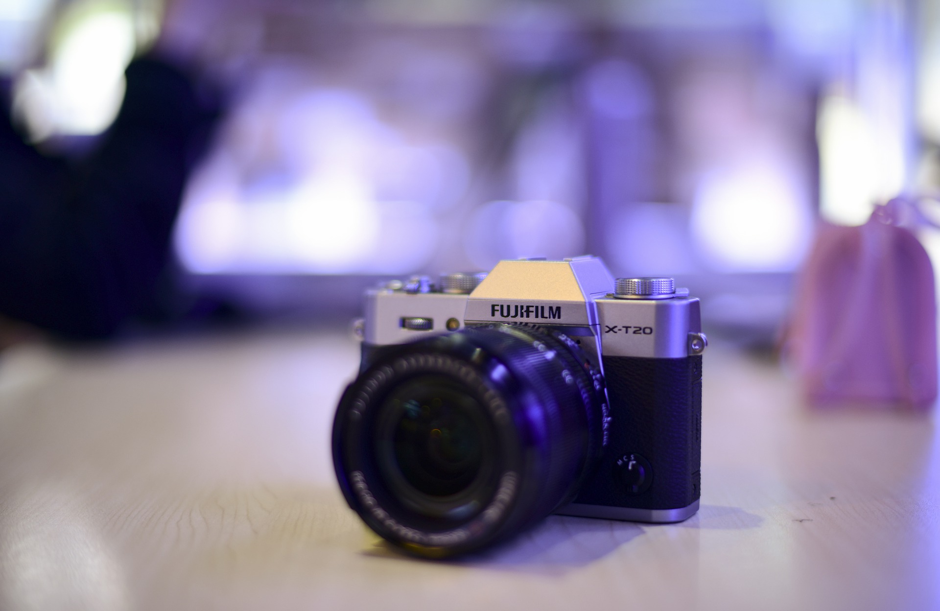 Fuji kommer ikapp Nikon och Canon och släpper “master” och “slave” terminologi