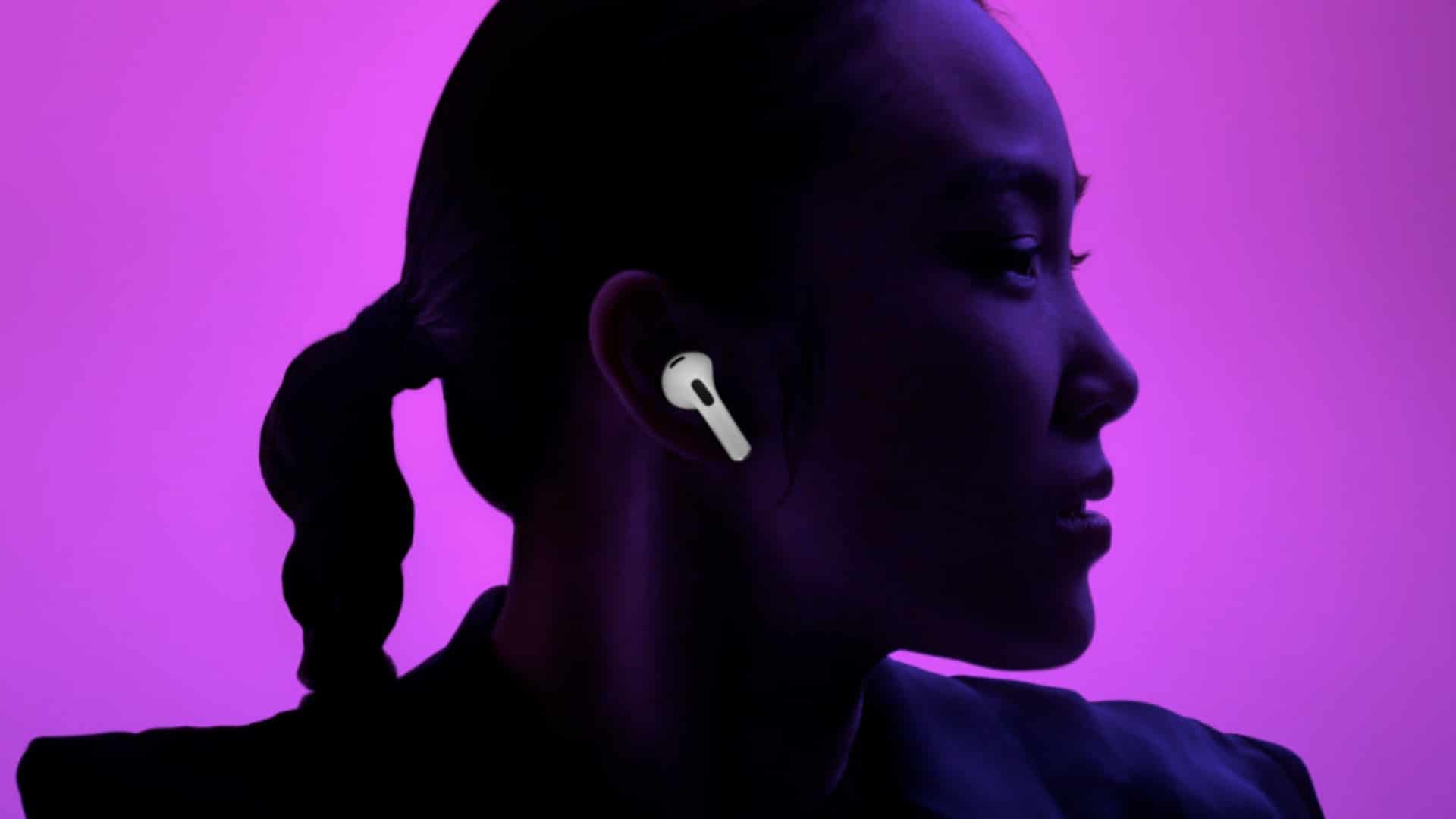 Användare av de nya AirPods 3 klagar på att deras hörlurar spricker.  Kanske ligger problemet i öronen