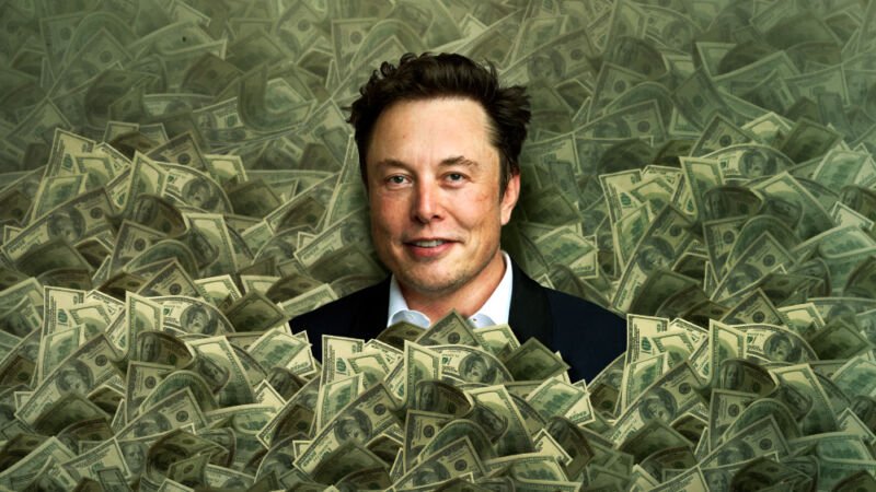 Elon Musk blev den rikaste mannen i historien