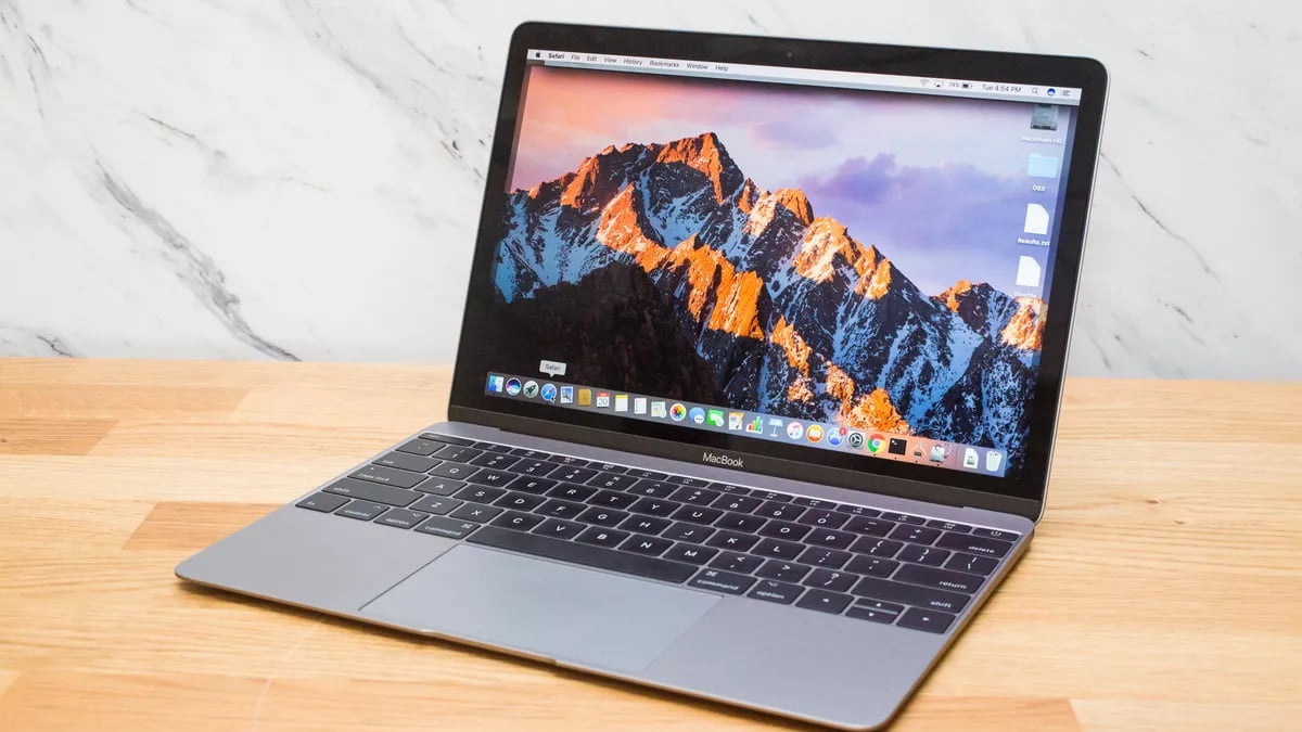 Plötsligt: ​​Apple bad ägare av 12-tums MacBook att göra en undersökning om deras inställning till storleken och egenskaperna hos denna modell