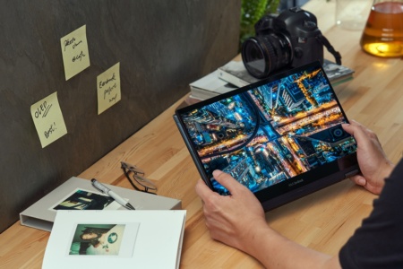 Den första ASUS-bärbara datorn med Windows 11 dök upp i Ukraina – Zenbook Flip 13 OLED-transformator – Aroged