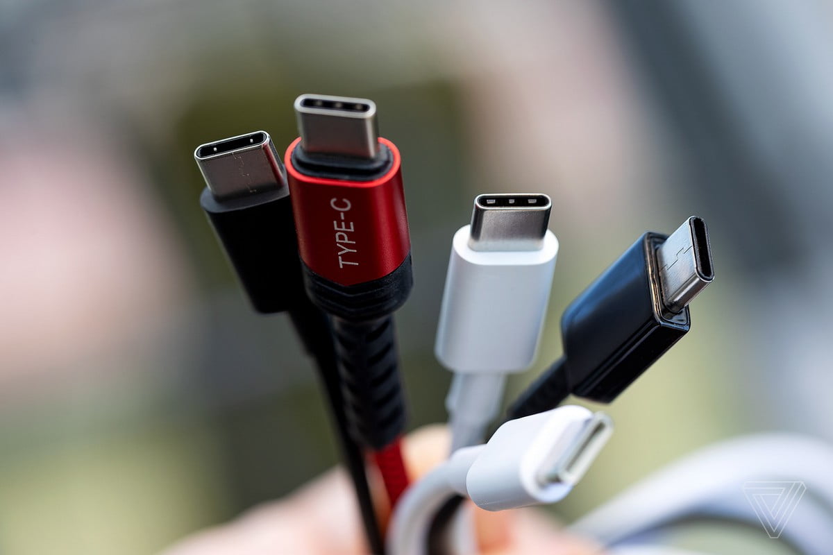 Europeiska kommissionen har föreslagit att göra USB-C obligatoriskt för laddning av alla mobila enheter, inklusive iPhone – Aroged