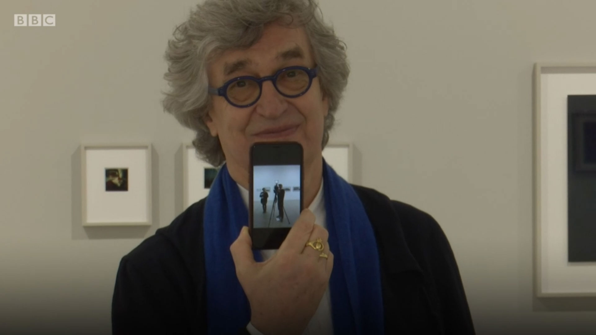 Fotograferingen är död, säger den Oscarnominerade regissören Wim Wenders