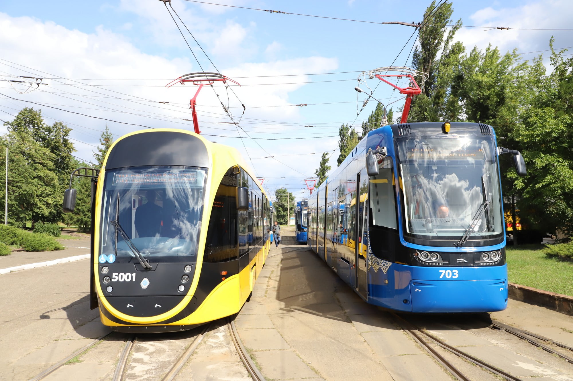 Kyiv City State Administration: Nya spårvagnar kommer att köras på rutter i Kiev – Polska Pesa och inrikes “Tatra-South” [відео] – Aroged