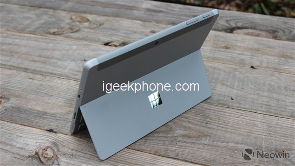Microsoft Surface Pro 8 läckt: Intel Iris Xe GPU-prestanda