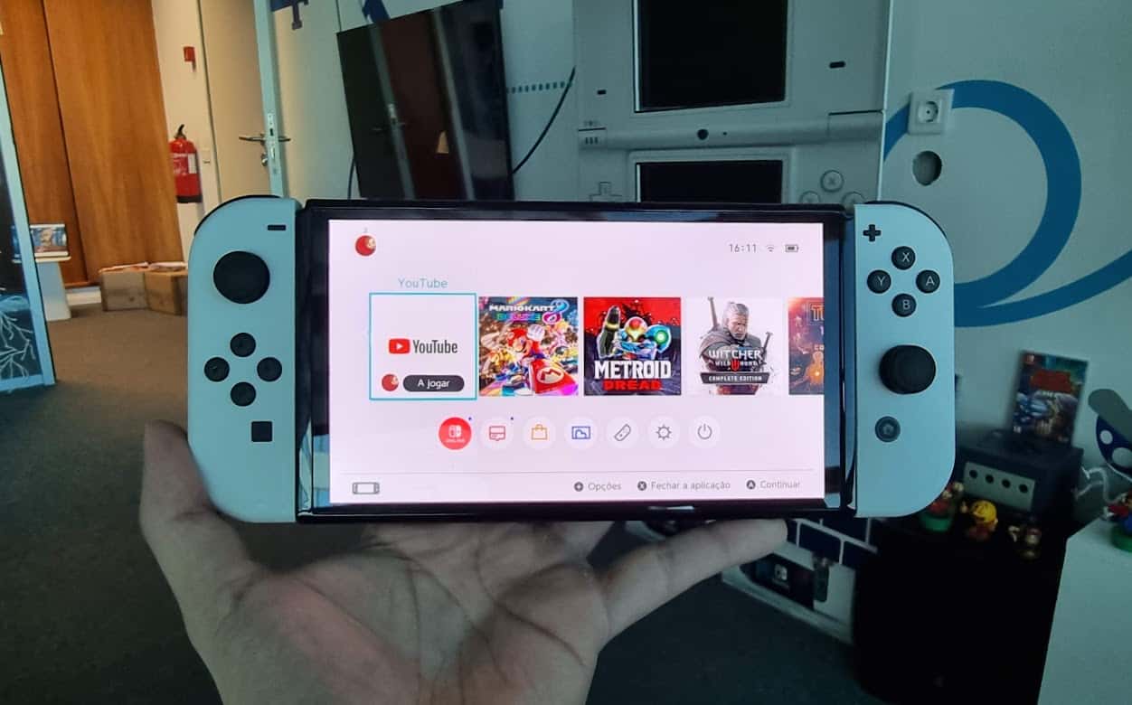 Switch OLED är inget proffs.  Men det blomstrar!