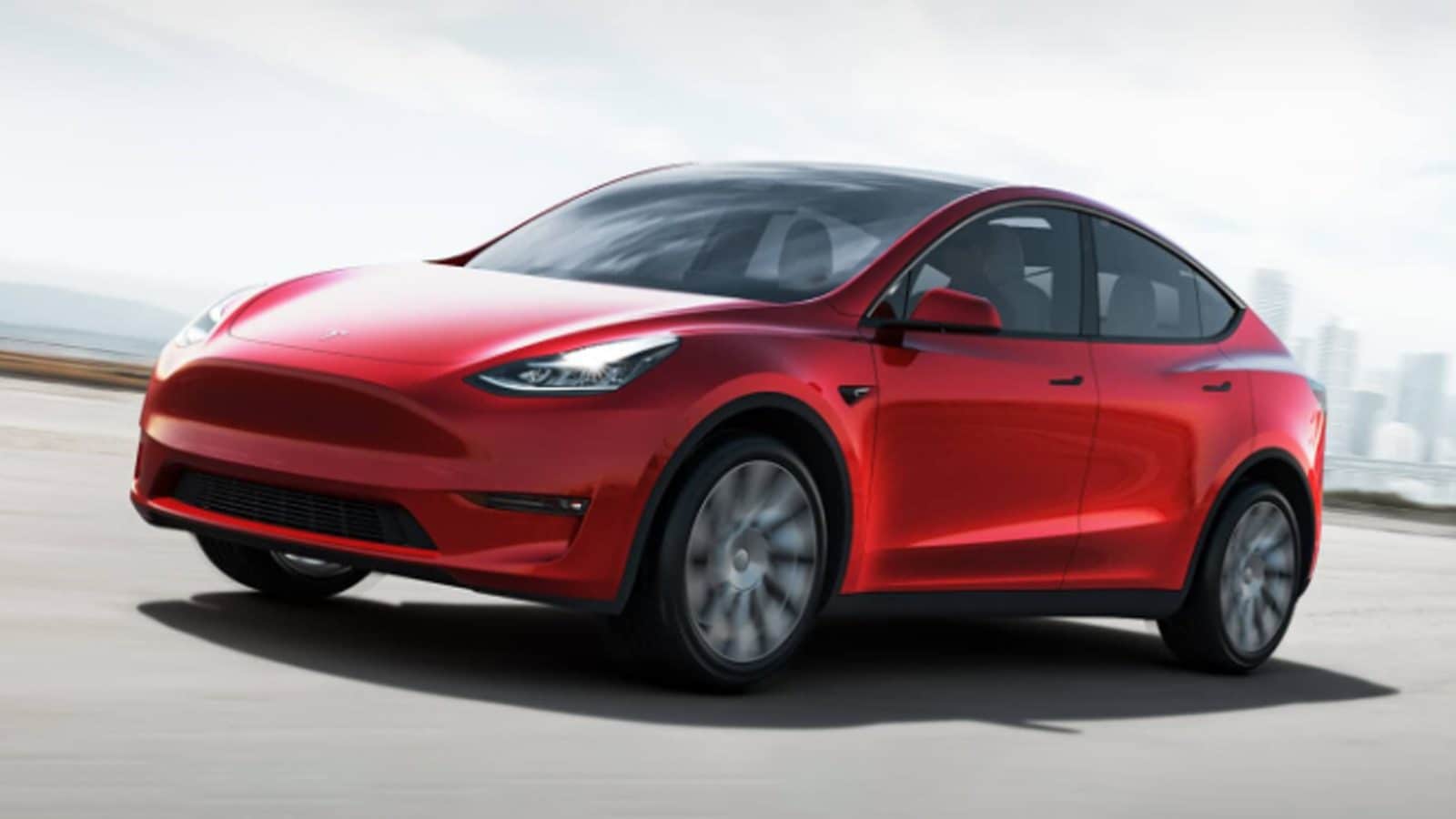 Teslas vd Elon Musk säger att mobilappen är igång efter avbrott