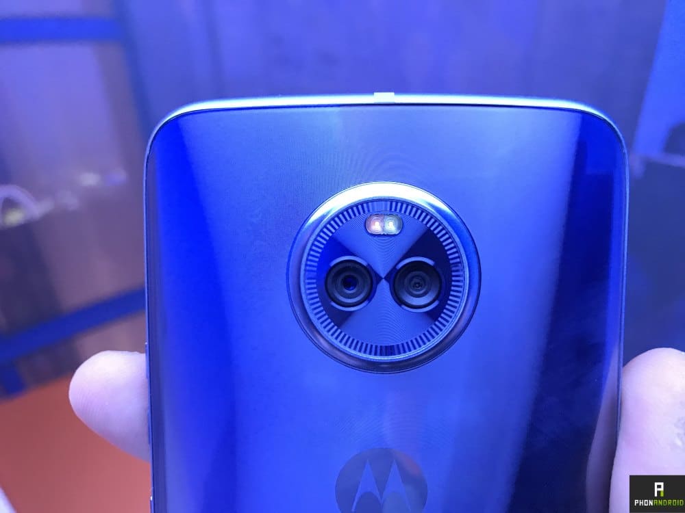 Moto X4 kommer igång