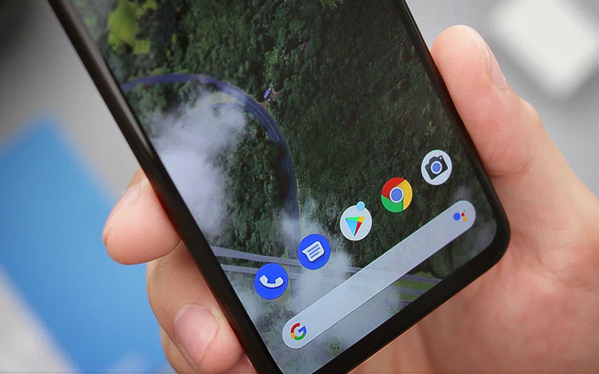 Pixel 5 och 4: en bugg tar tillbaka gränssnittet för Google Assistant till stenåldern